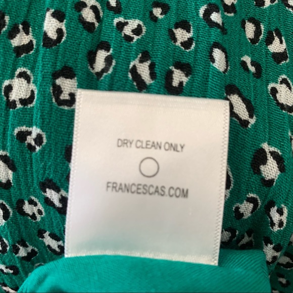 Francesca’s Edith Front Knot Romper - Picture 6 of 6